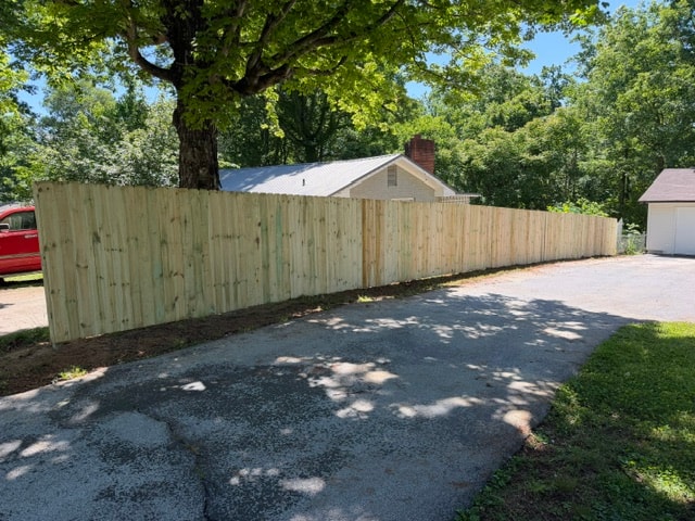 6 foot wood privacy fence full run along driveway — East Tennessee